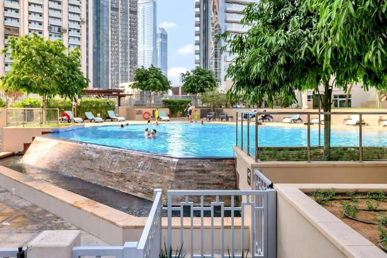 דובאי Dream Inn Apartments - Burj Residence With Fountain View מראה חיצוני תמונה